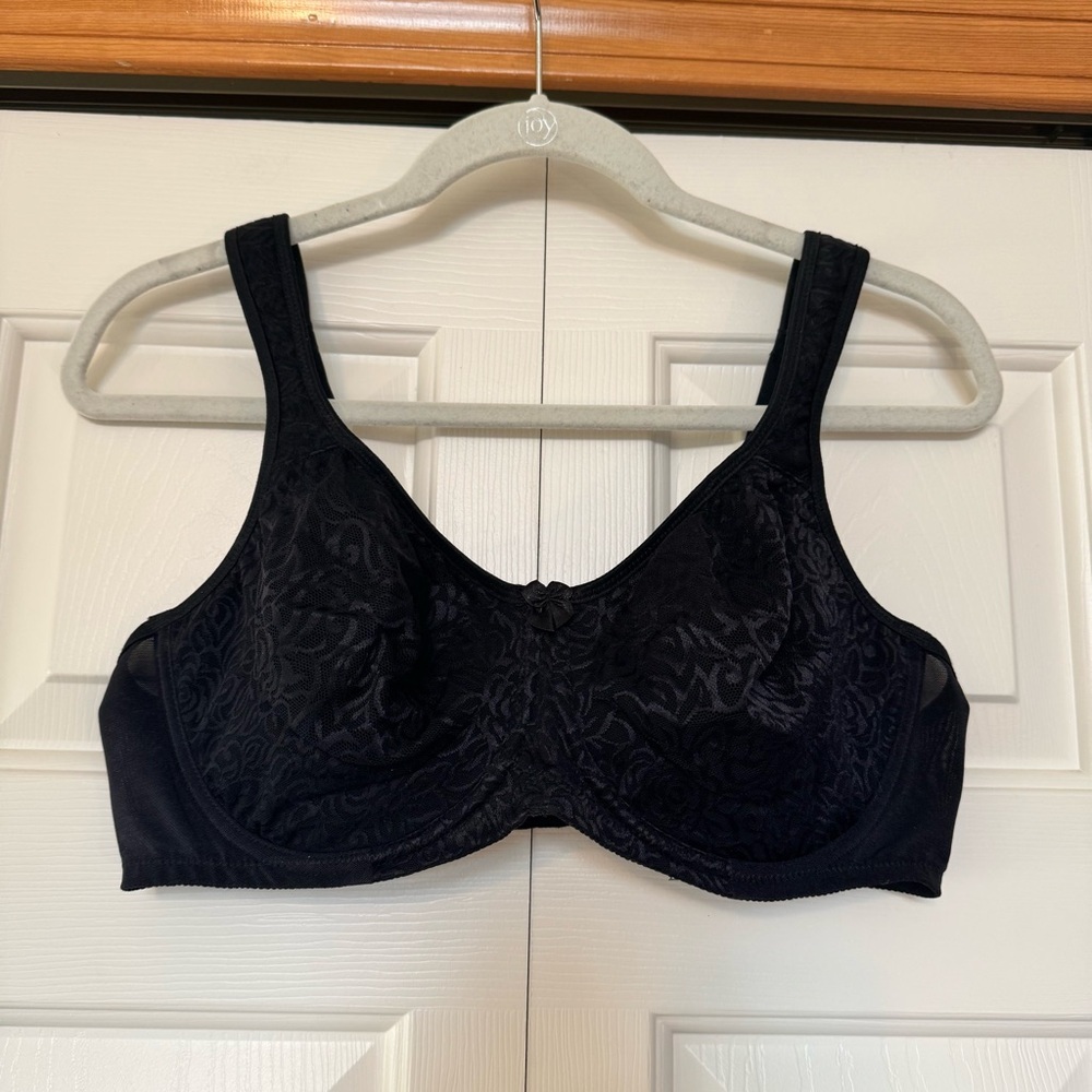 Breezies Black Underwire Minimizer Bra‎
